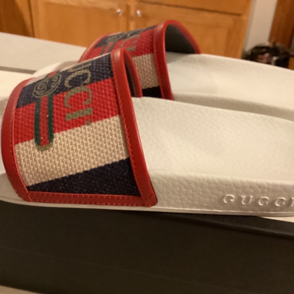 Shoes - Picture 4 of 7